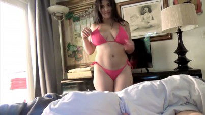 If The Sun Burns, Can You Cream Me Good? – Gabriela Lopez