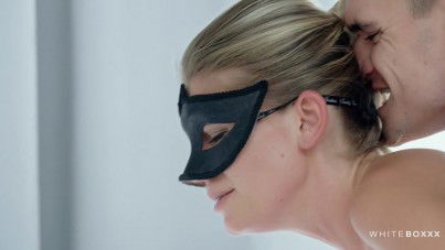 Intense Exciting – Claudia Macc