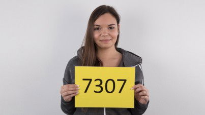 Alena, Casting – Alena