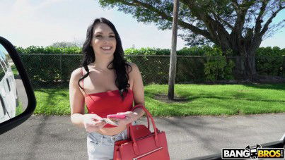 She Likes That Kind Of Buses – Natana Brooke