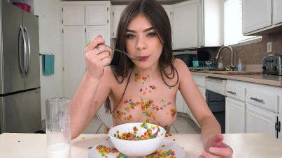 Breakfast And Blowjob, 4K – Winter Jade