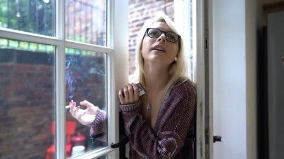 Interview While She Masturbates (Quite Unusual Porn) – Chloe Toy