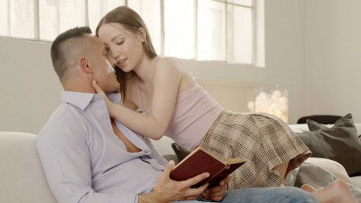 Play A Sex Story With Me – Kate Quinn