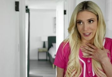 Aiden Ashley – Mom Gets Her Softball Practice [MomsTight]