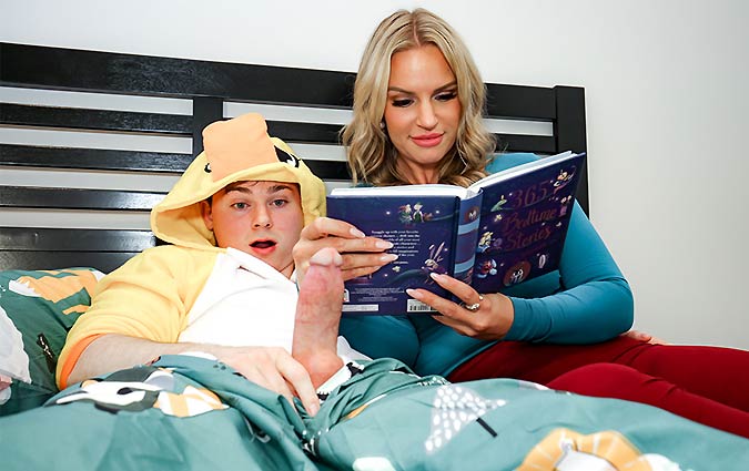 [MommysLittleMan] Rachael Cavalli (My Stepmom Is a Perv Too)