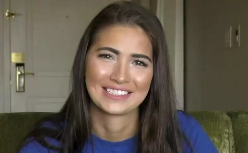 Olivia Nova Gets Fucked Hard in Anal Casting - Big Tits, Tight Pussy, Rough Sex